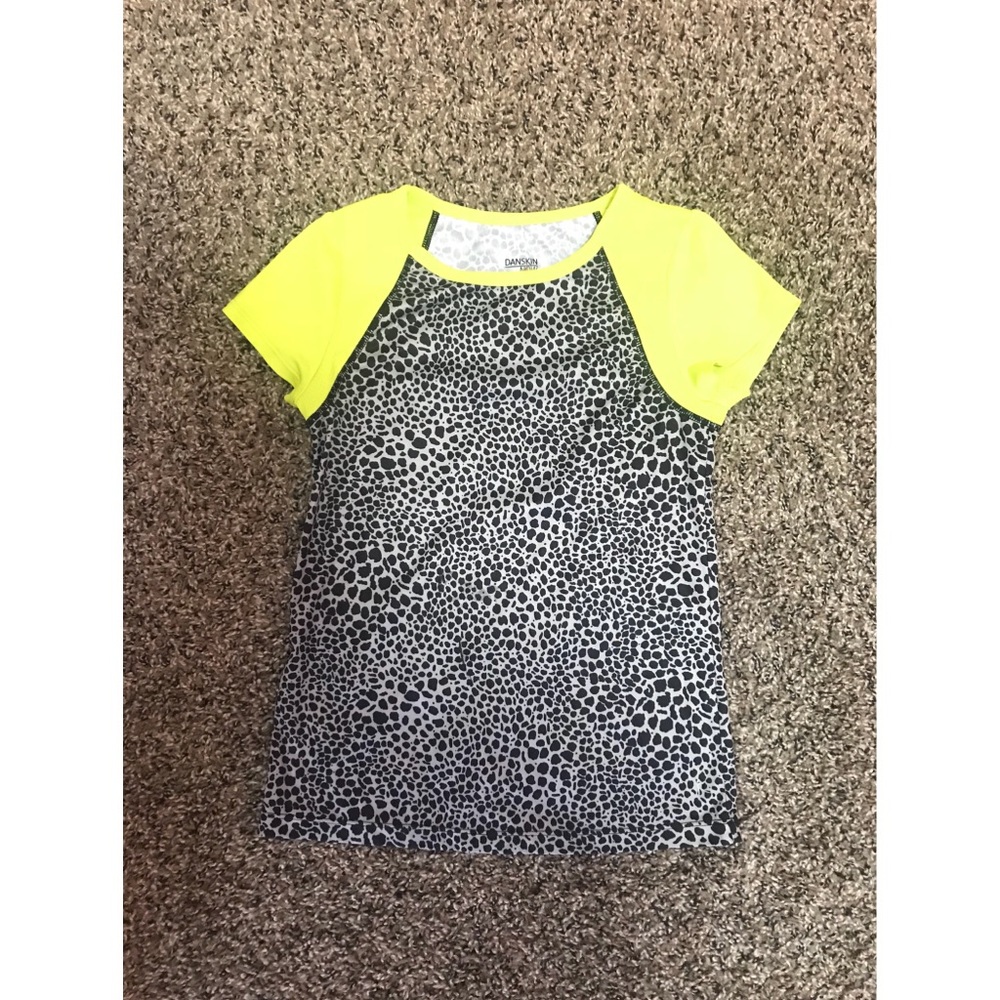 Girls workout top